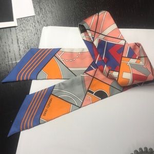 Hermes twilly scarf